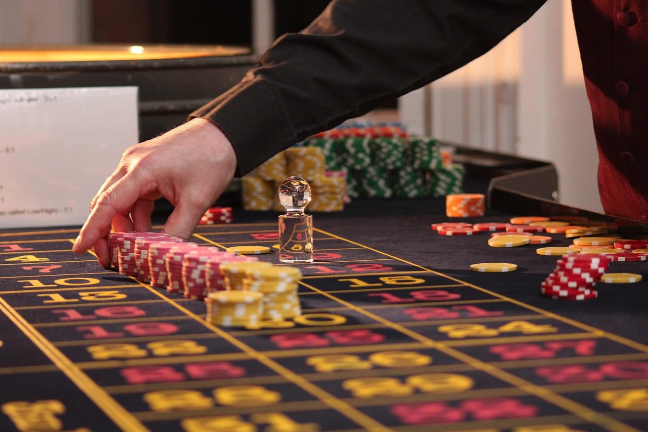4 bet Game Lobby overview showing sports and casino categories for Filipino players